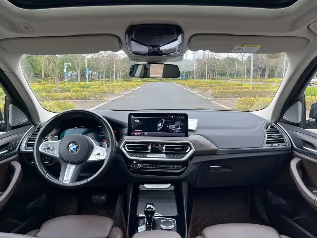 BMW X3 2024 из CN, фото 2