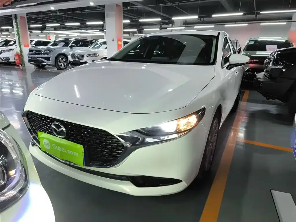Mazda 3 Axela 2024 из CN, фото 8