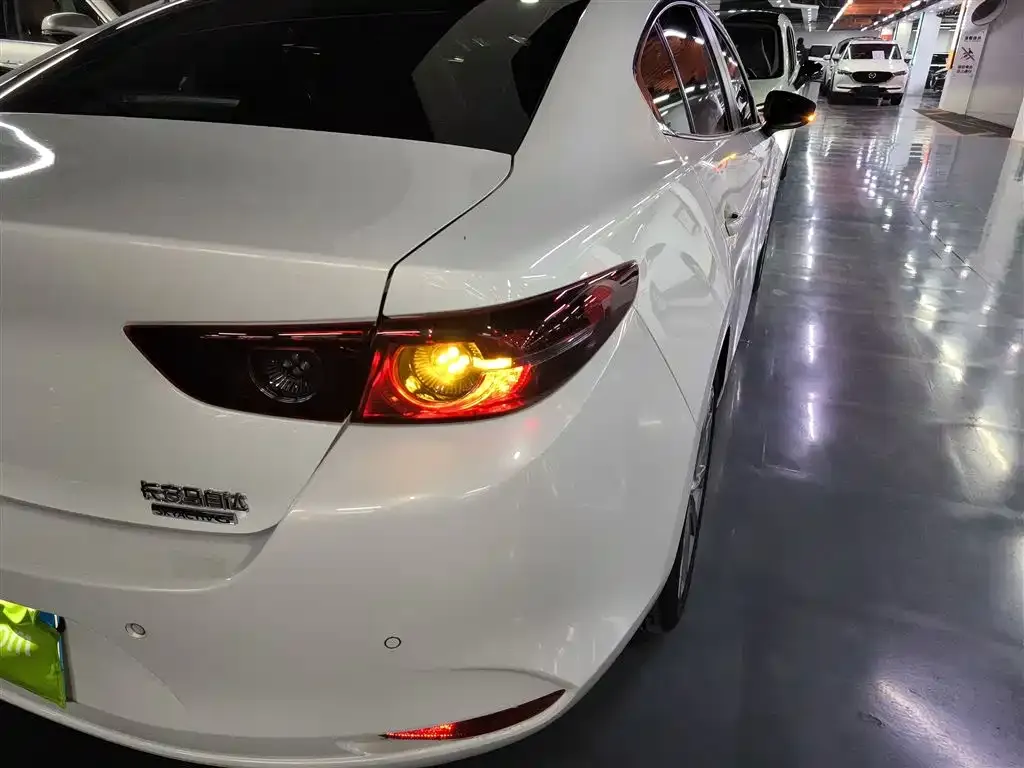 Mazda 3 Axela 2024 из CN, фото 3