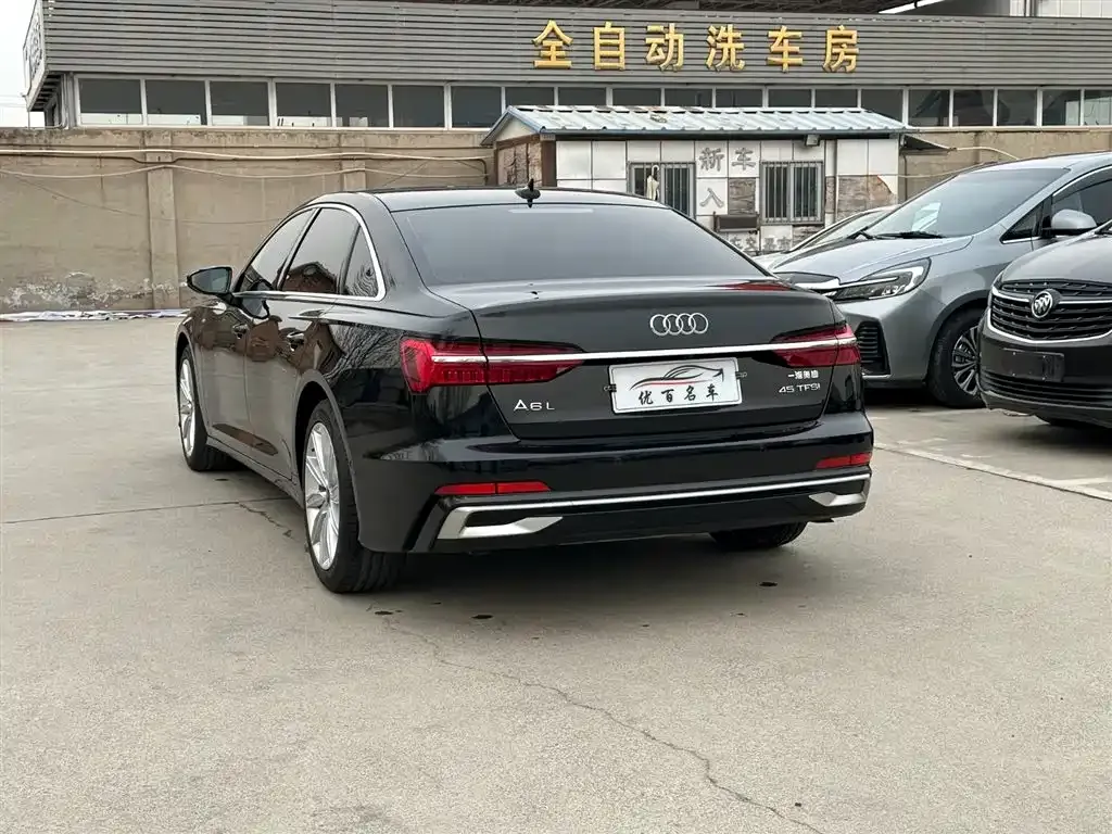 Audi A6L 2024 из CN, фото 4