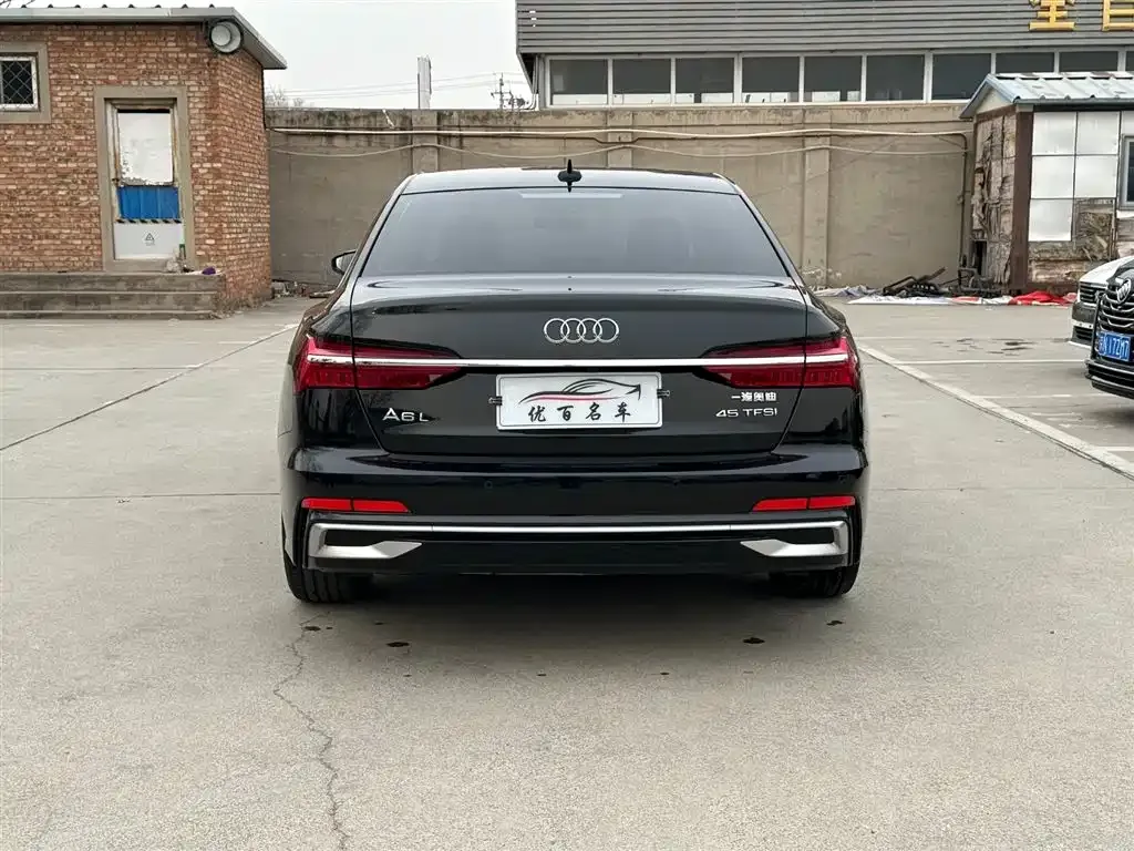 Audi A6L 2024 из CN, фото 8