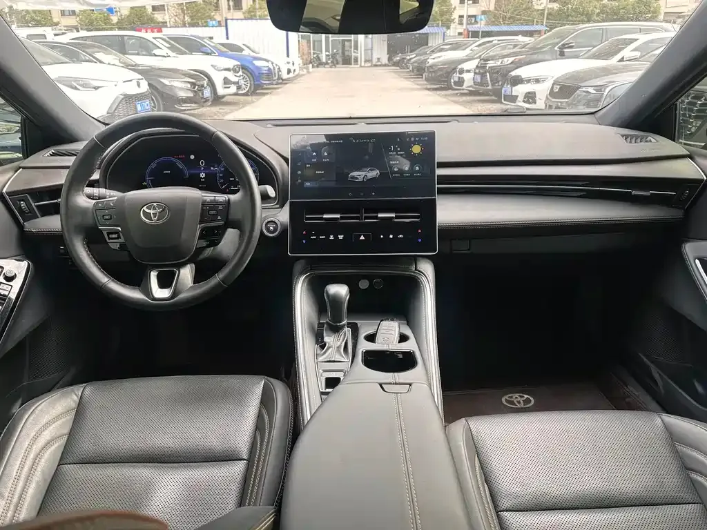 Toyota Avalon 2024 из CN, фото 4