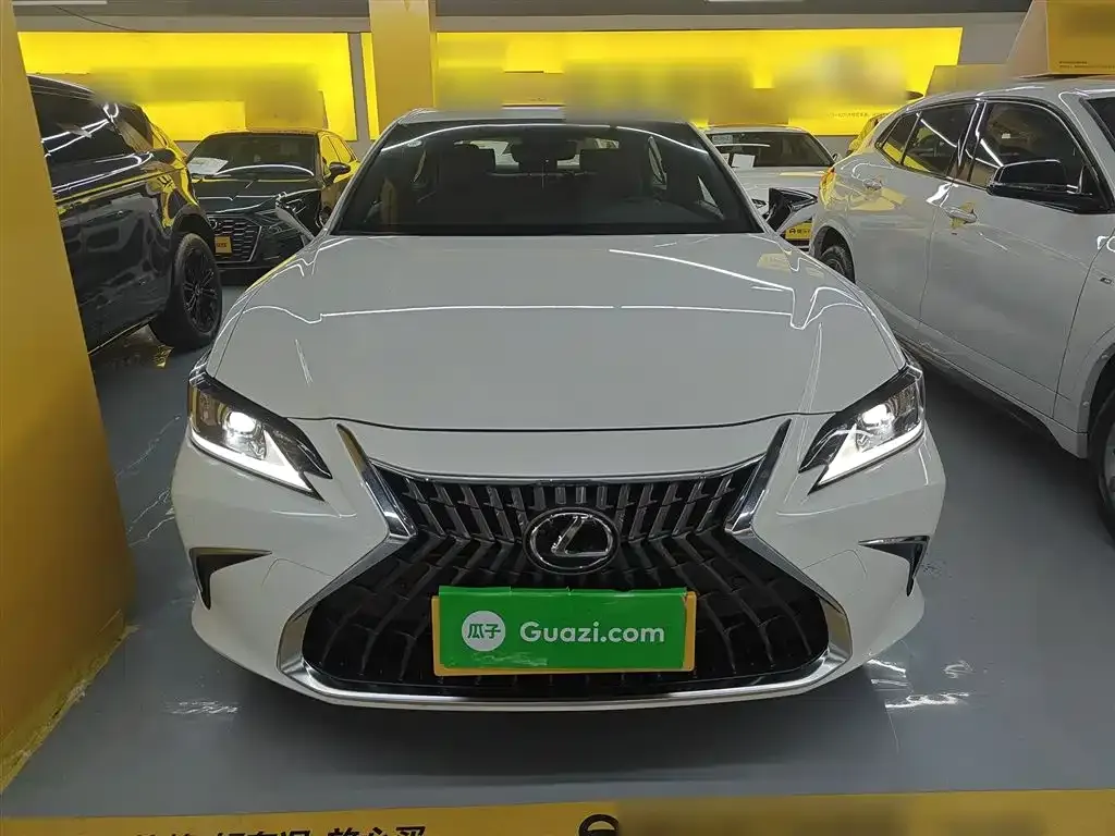 Lexus ES 2024 из CN, фото 3