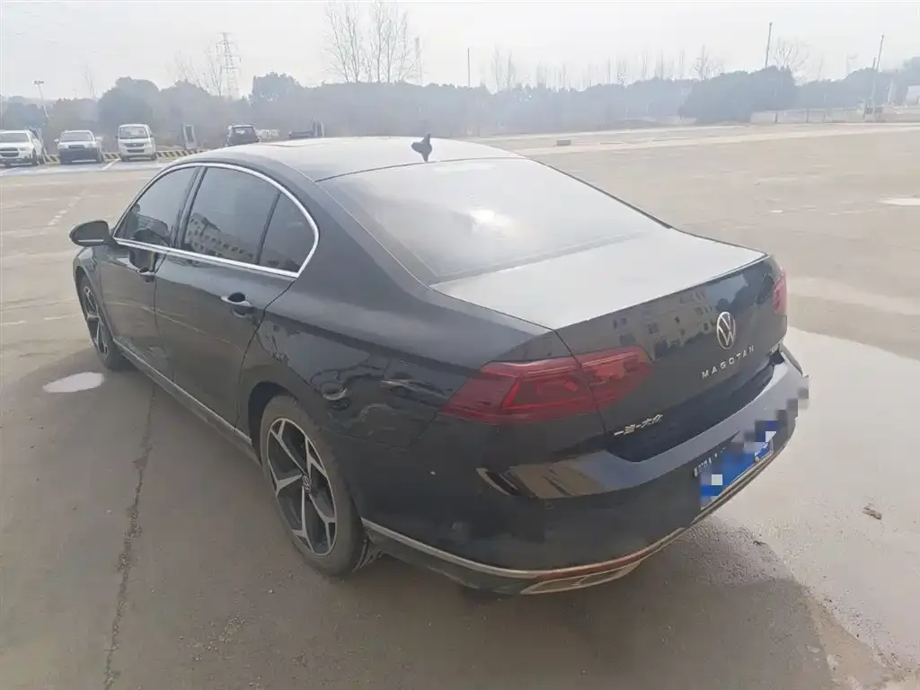 Volkswagen Magotan 2023 из CN, фото 4