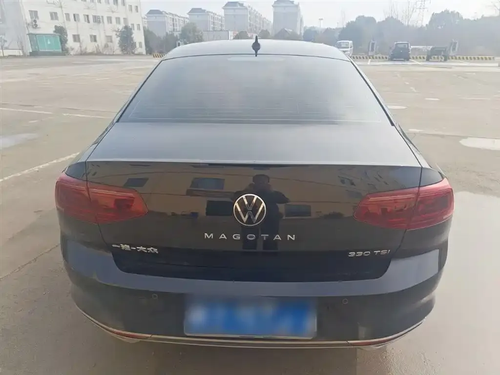 Volkswagen Magotan 2023 из CN, фото 2