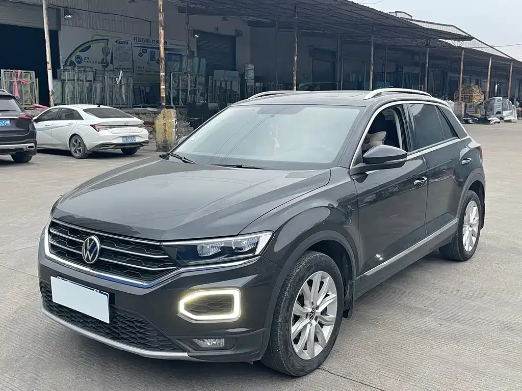 Volkswagen T-Roc 2022 из CN, фото 1