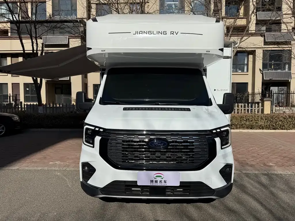 Ford Transit T8 2025 из CN, фото 1