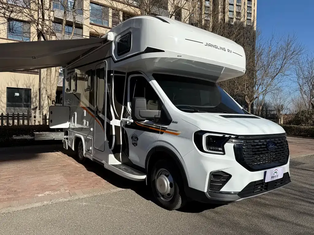 Ford Transit T8 2025 из CN, фото 9