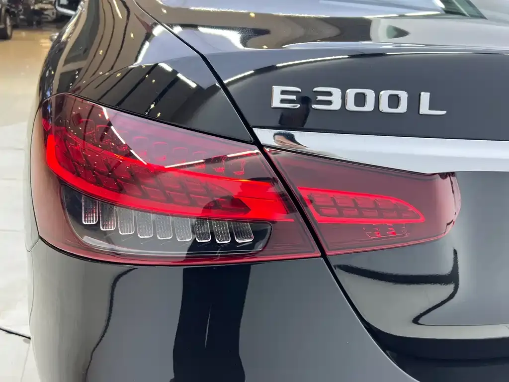 Mercedes-Benz E-Class 2023 из CN, фото 4