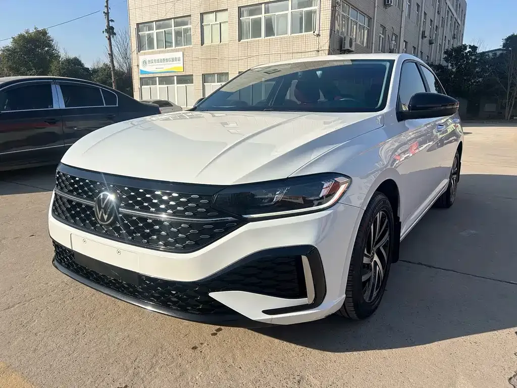 Volkswagen Lavida 2022 из CN, фото 1
