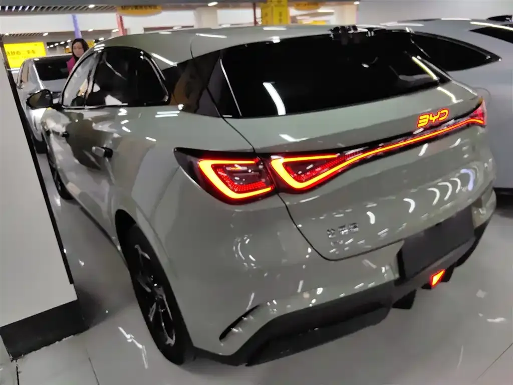 BYD Seal 06GT — фото 3