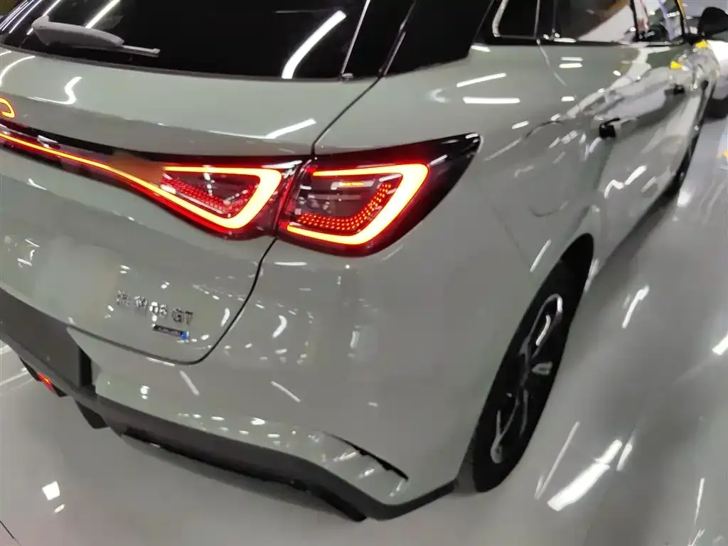 BYD Seal 06GT — фото 8