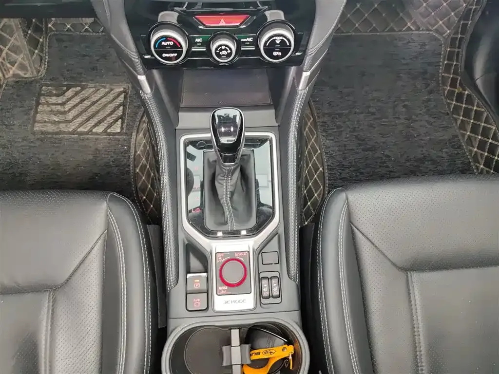 Subaru Forester 2023 из CN, фото 3