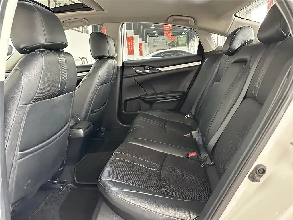 Honda Civic 2021 из CN, фото 8