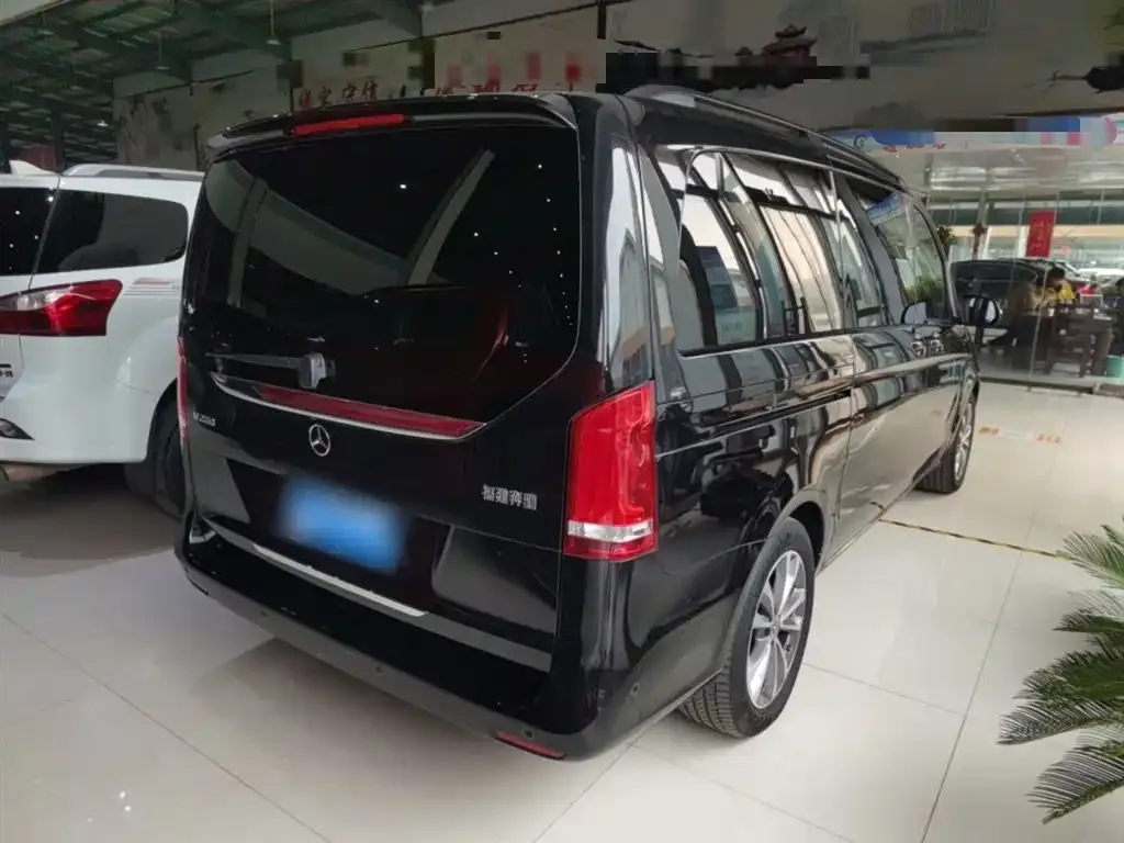 Mercedes-Benz V-Class 2022 из CN, фото 9