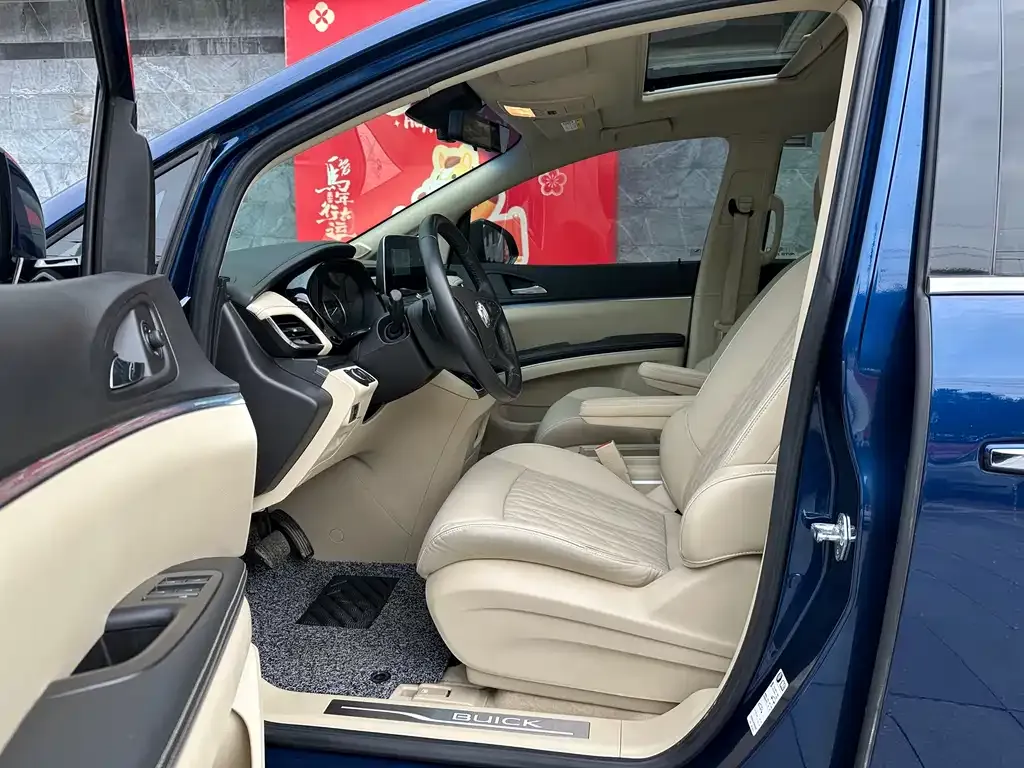Buick GL8 2023 из CN, фото 7