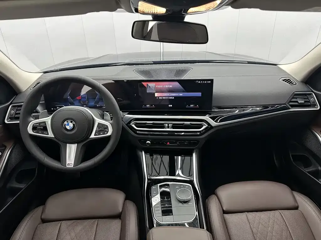 BMW 3 Series 2023 из CN, фото 6