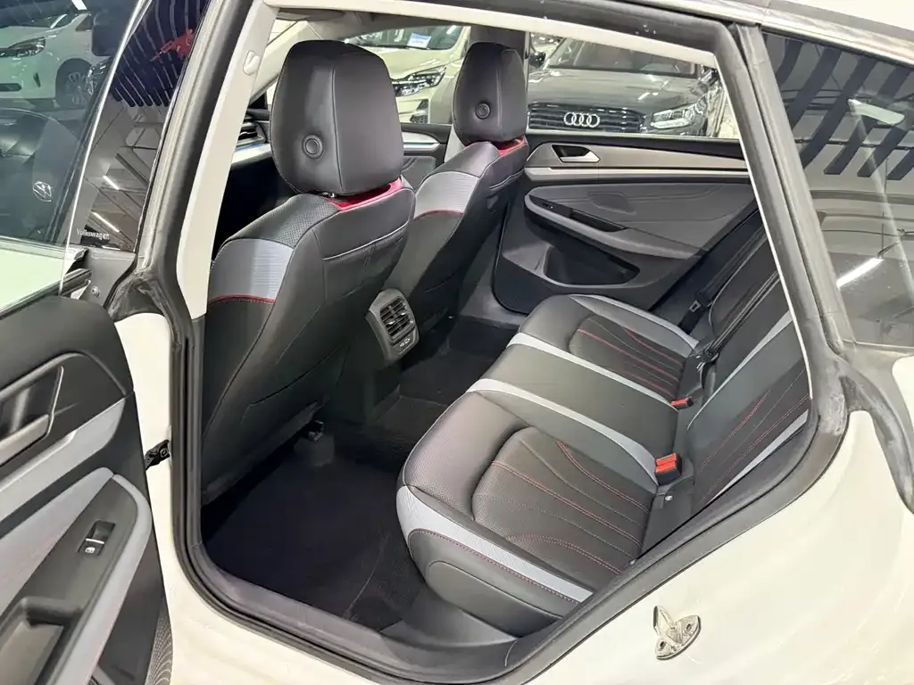 Volkswagen Lamando 2022 из CN, фото 4
