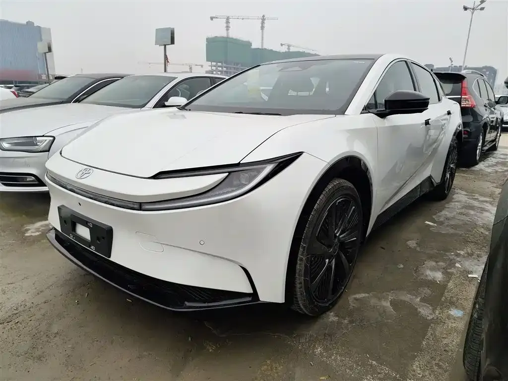 Toyota bZ5 2026 из CN, фото 1