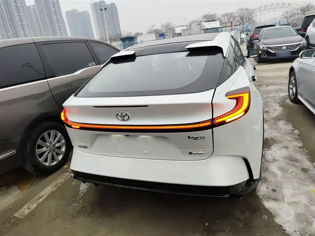 Toyota bZ5 2026 из CN, фото 4