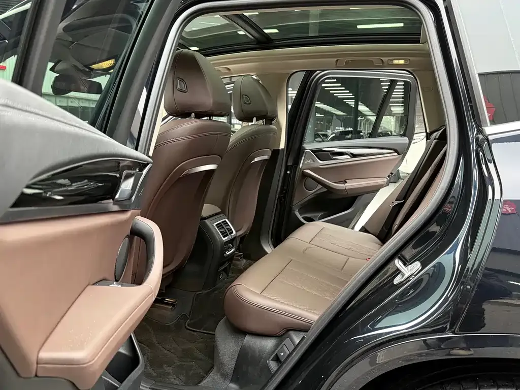 BMW X3 2023 из CN, фото 3