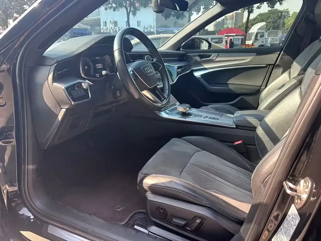 Audi A6L 2022 из CN, фото 5