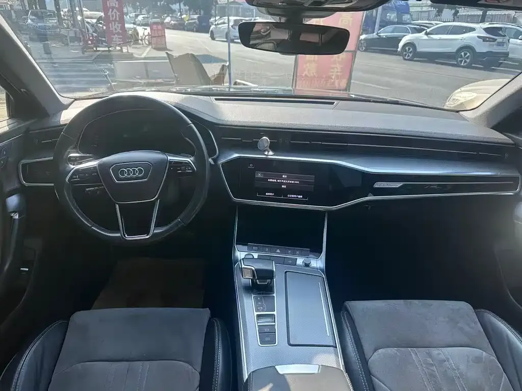 Audi A6L 2022 из CN, фото 2