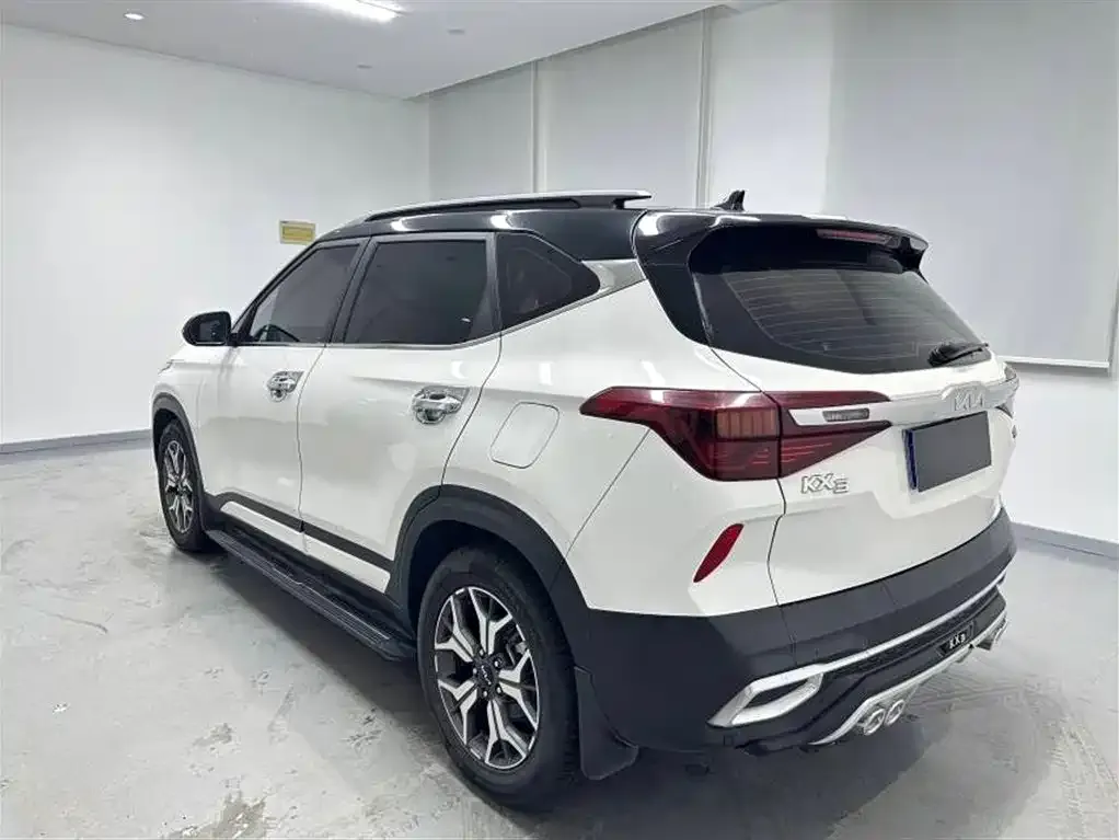 Kia KX3 2021 из CN, фото 3