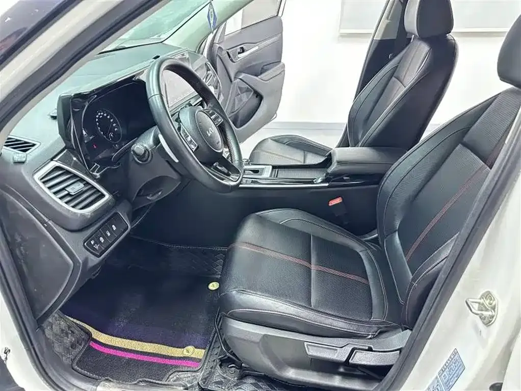 Kia KX3 2021 из CN, фото 9