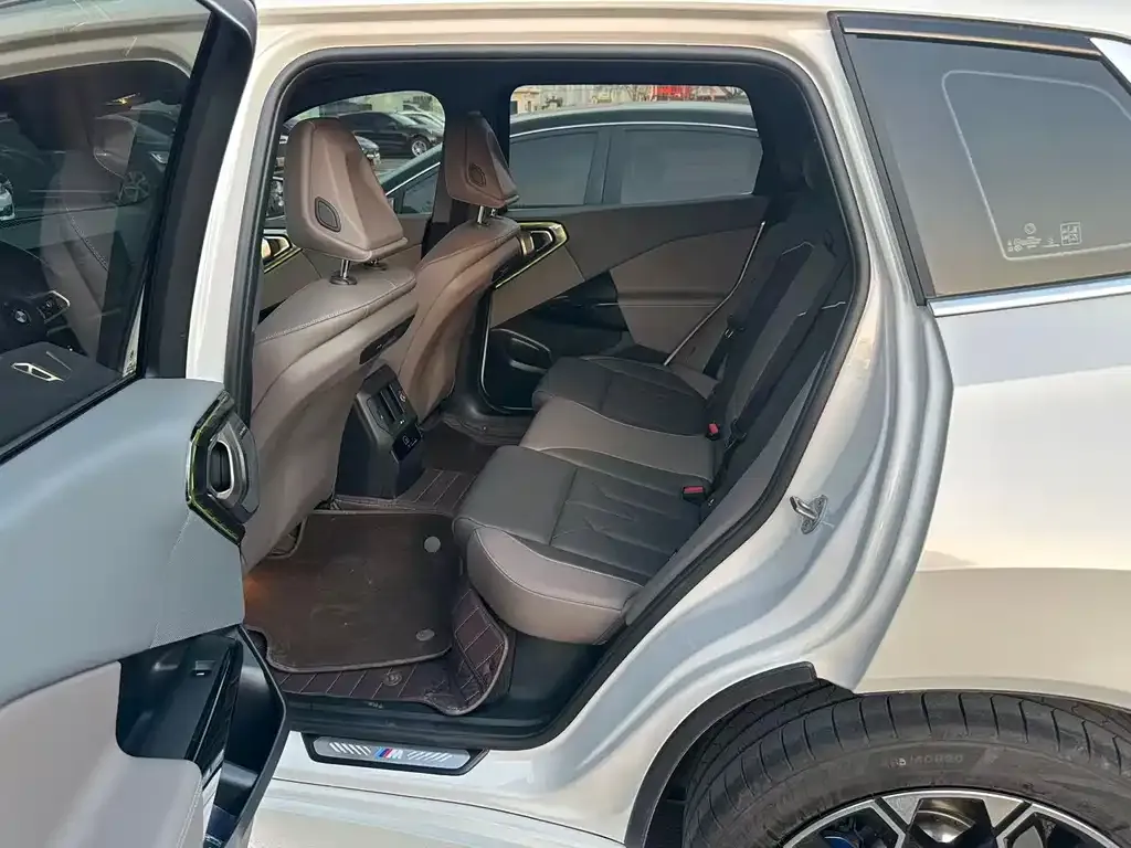 BMW X3 2025 из CN, фото 9