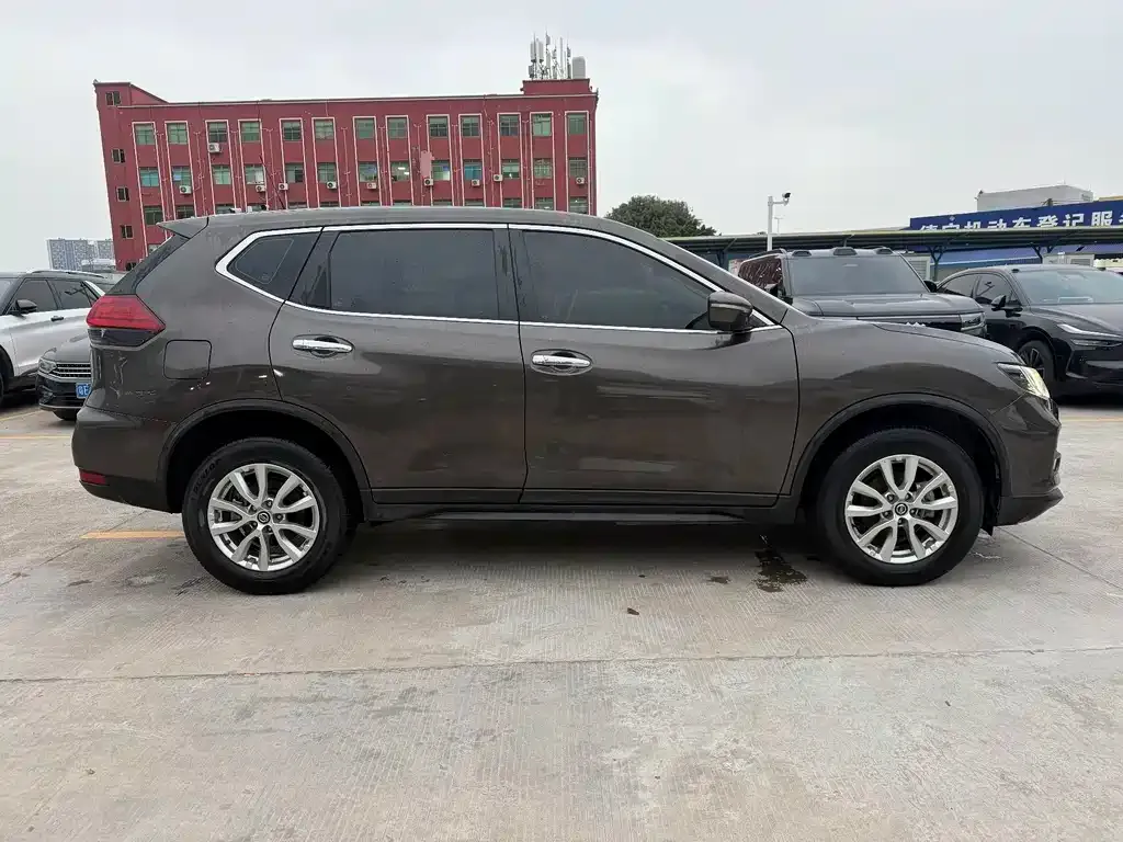Nissan X-Trail 2021 из CN, фото 8