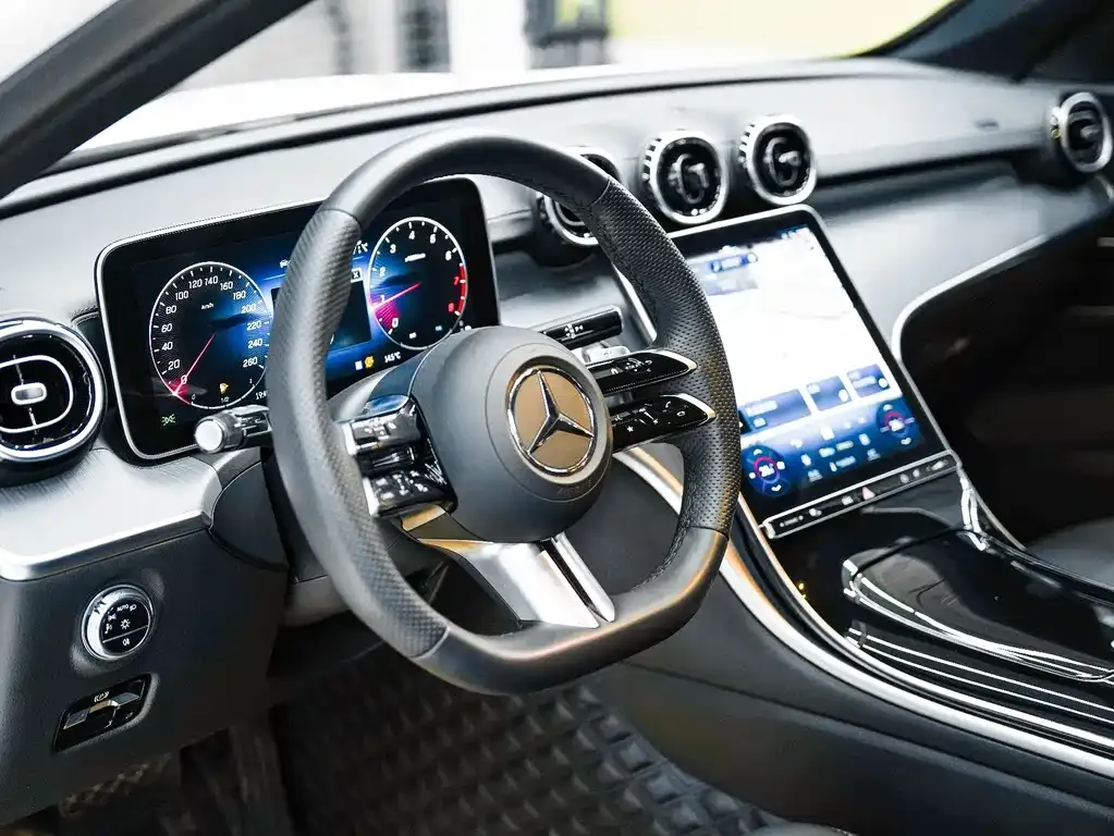 Mercedes-Benz C-Class — фото 4