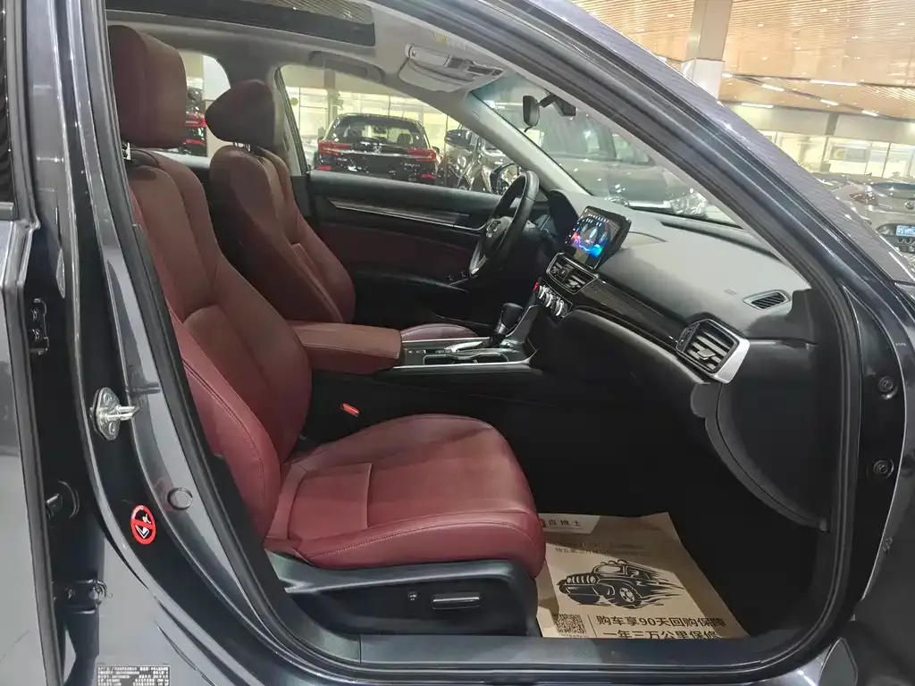 Honda Accord 2022 из CN, фото 2