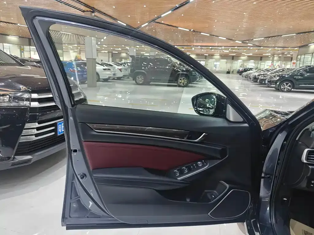 Honda Accord 2022 из CN, фото 9