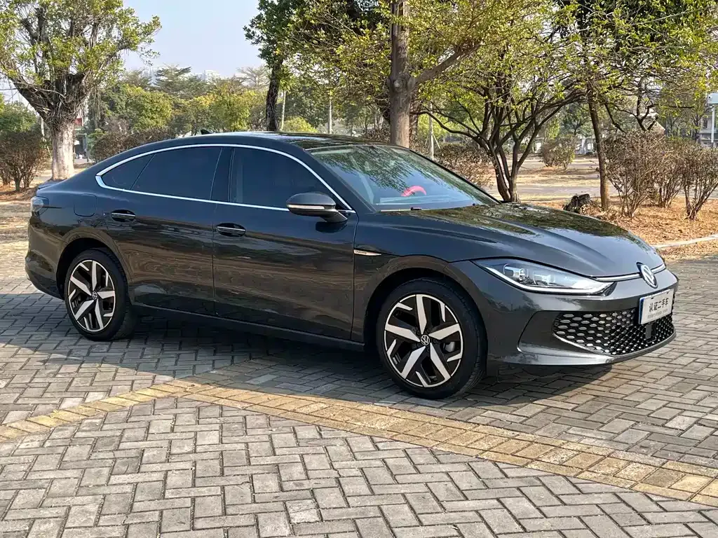 Volkswagen Lamando 2023 из CN, фото 8