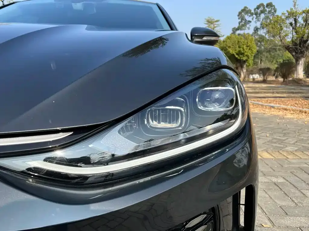 Volkswagen Lamando 2023 из CN, фото 2