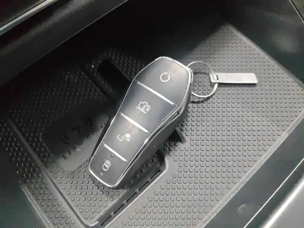 BYD Seal 05 DM-i 2025 из CN, фото 10