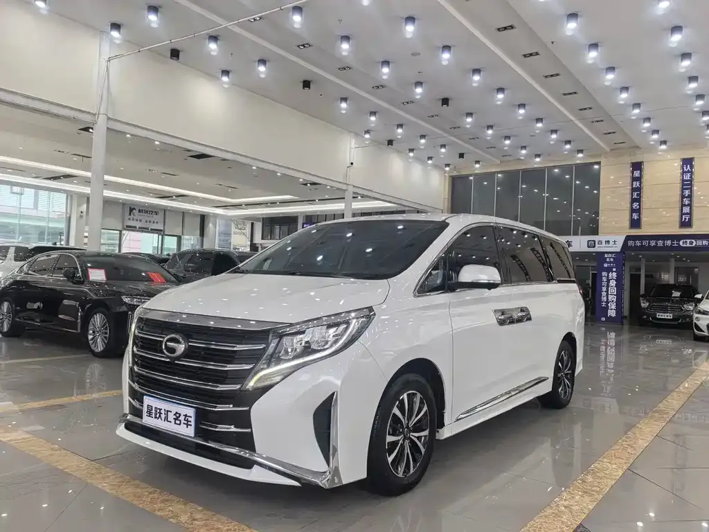 GAC Motor Trumpchi M8 — фото 1