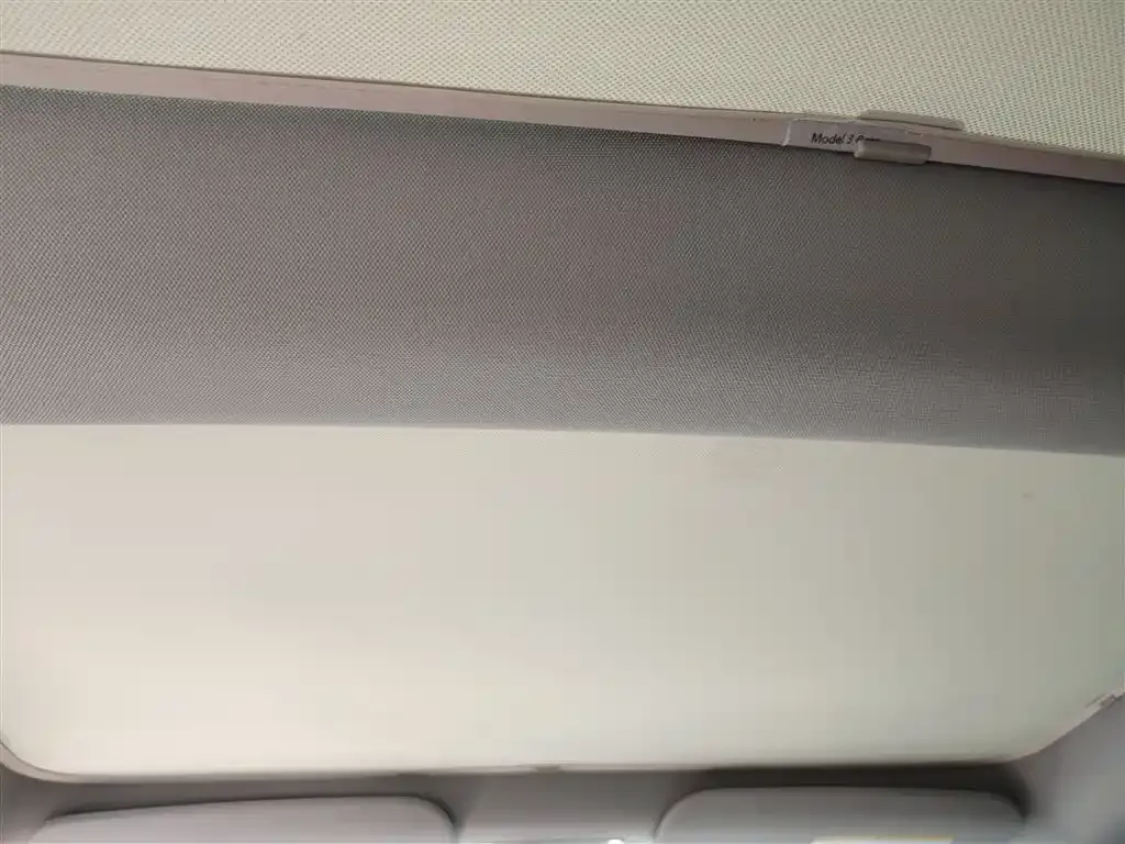 Tesla Model 3 — фото 4