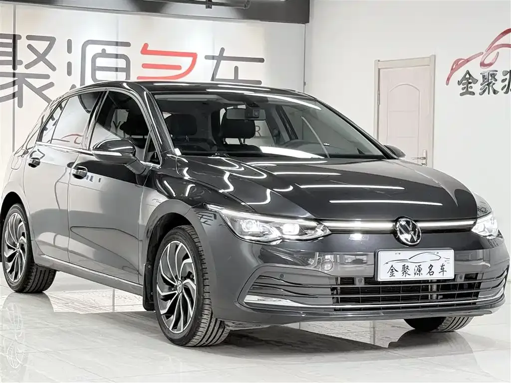 Volkswagen Golf 2023 из CN, фото 6