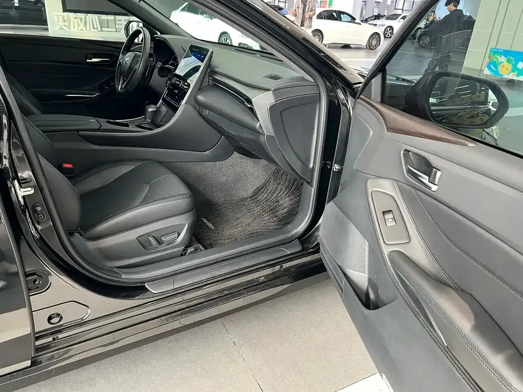 Toyota Avalon 2023 из CN, фото 7