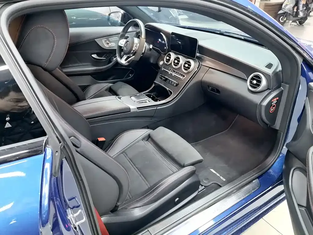Mercedes-Benz C-Class (Import) — фото 6
