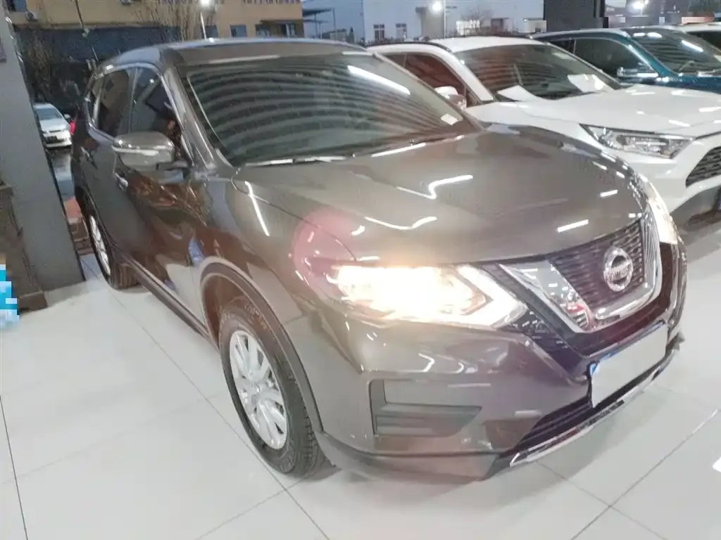 Nissan X-Trail 2024 из CN, фото 2