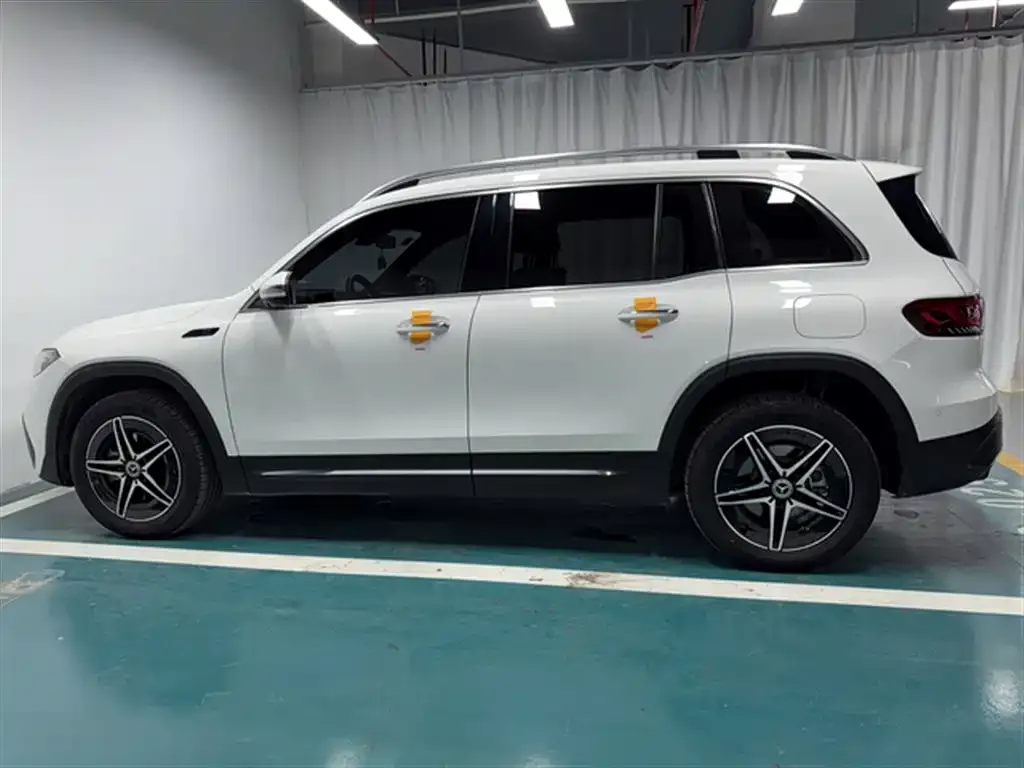 Mercedes-Benz EQB 2022 из CN, фото 2