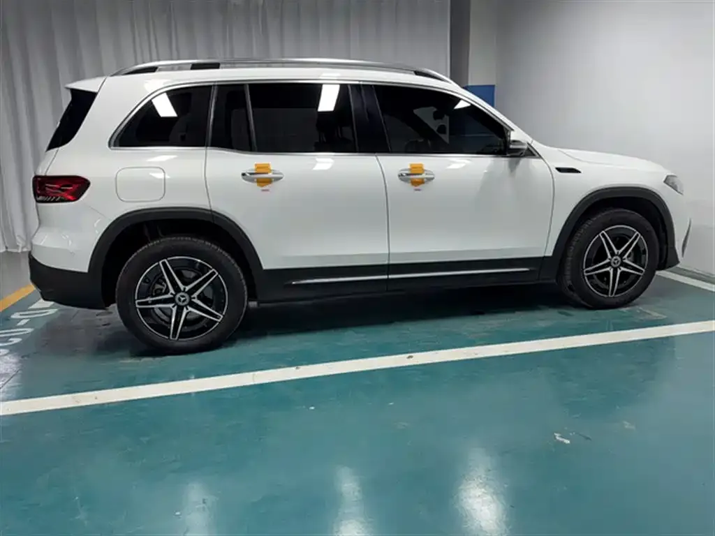 Mercedes-Benz EQB 2022 из CN, фото 10