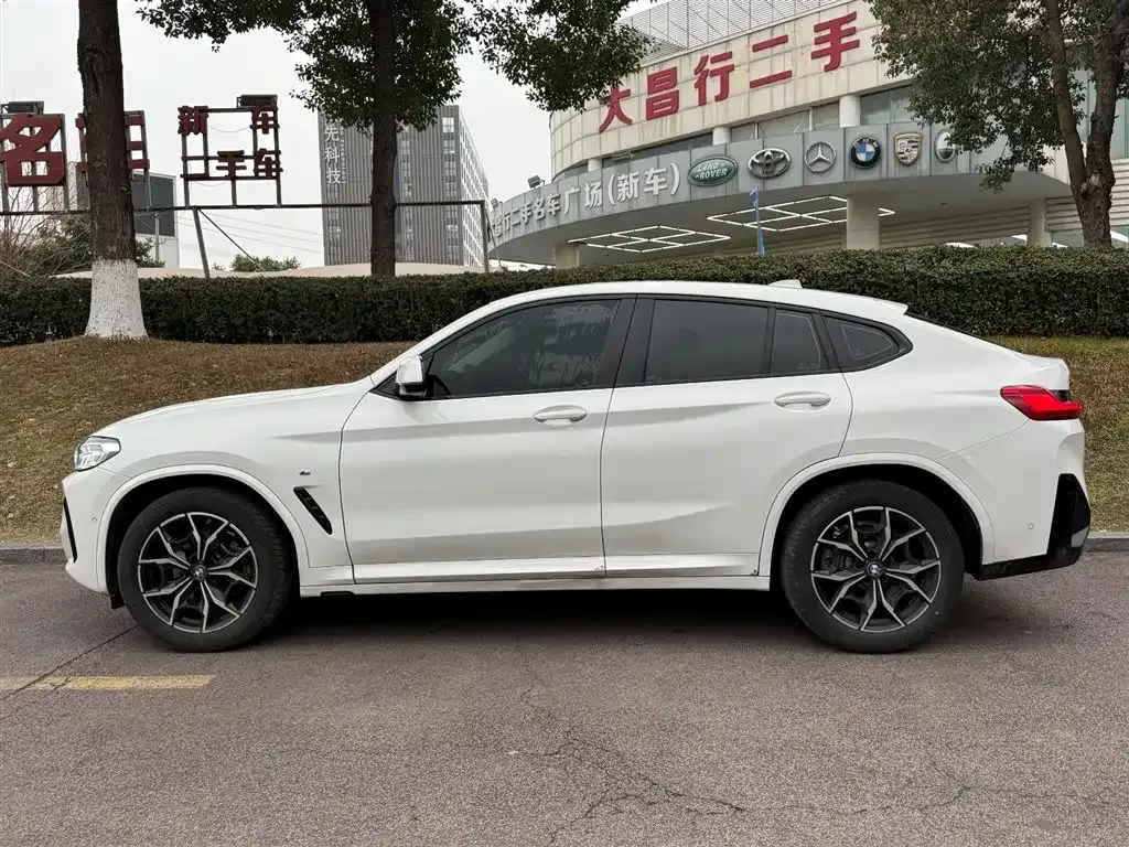 BMW X3 2024 из CN, фото 3