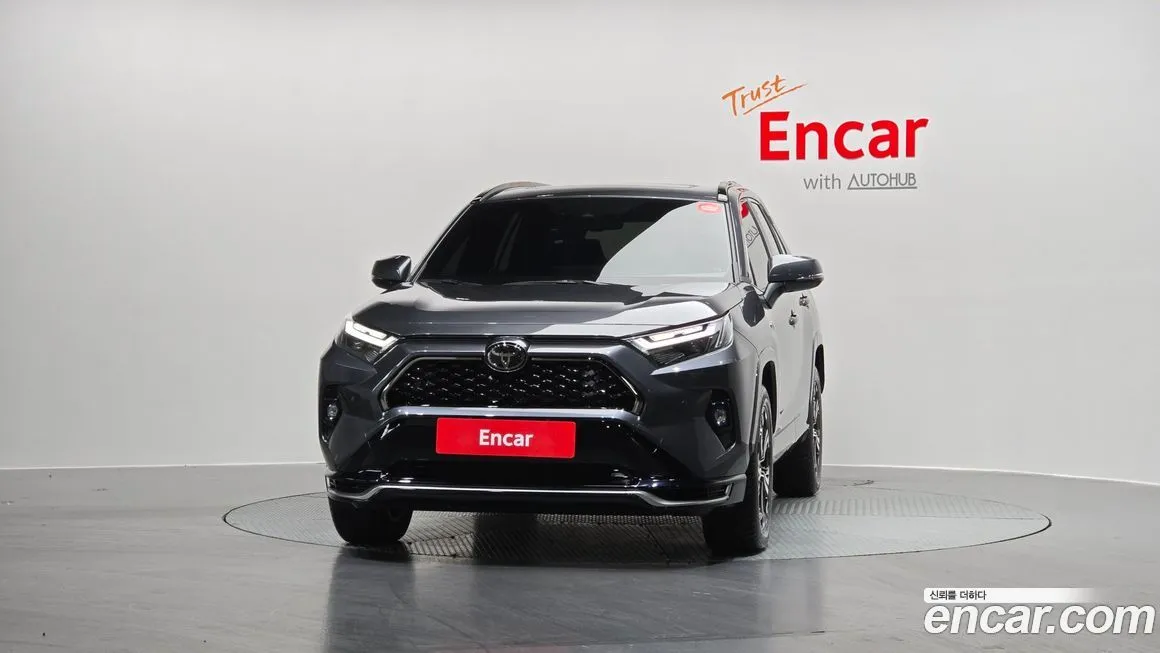 Toyota RAV4 2025 из KR, фото 2