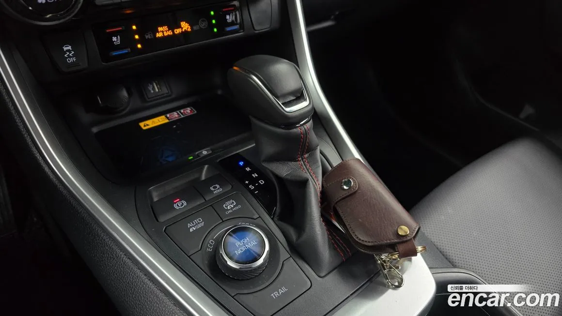 Toyota RAV4 2025 из KR, фото 8