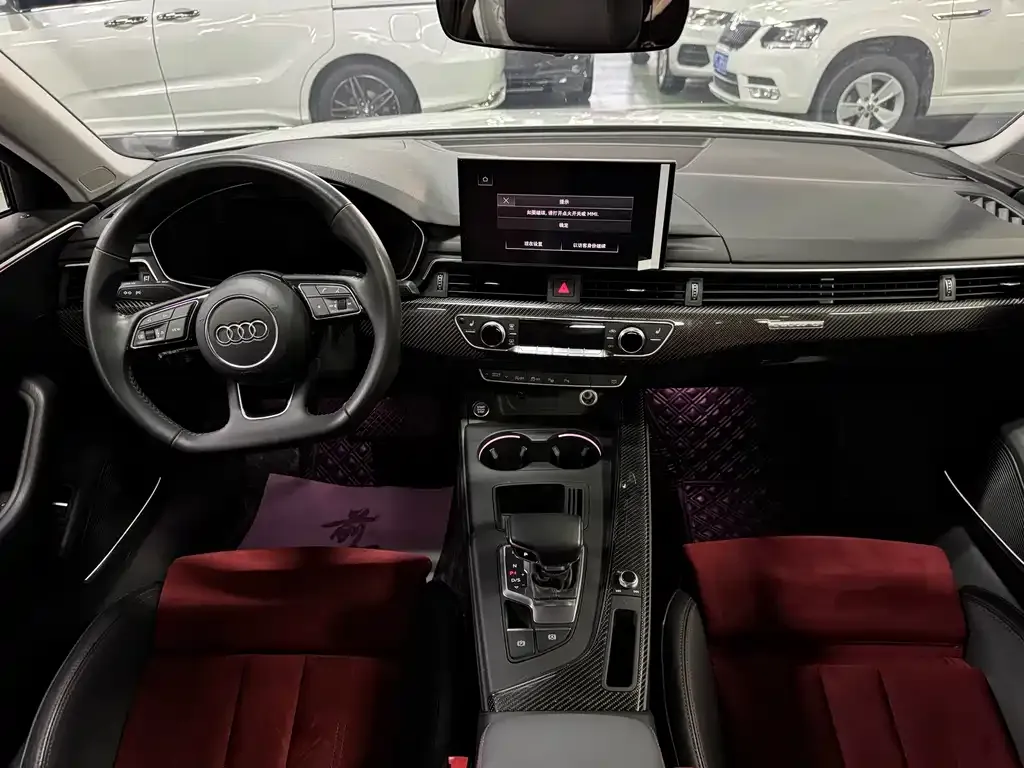 Audi A4L 2021 из CN, фото 8
