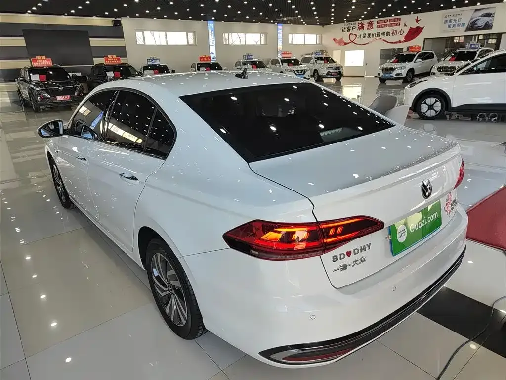 Volkswagen Bora 2022 из CN, фото 10